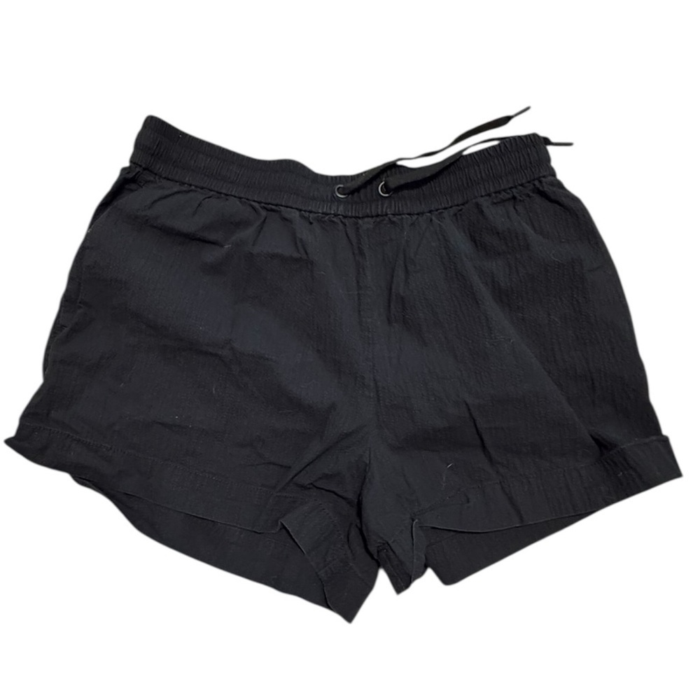 Everlane Black Textured Casual Short